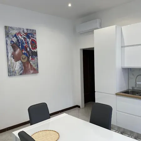 - Center Apartment Savona