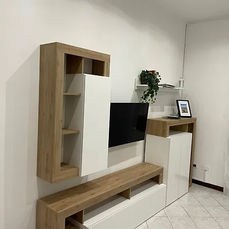 - Center Savona